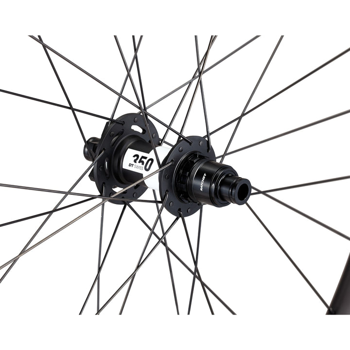 Roval Traverse Alloy 350 6B
