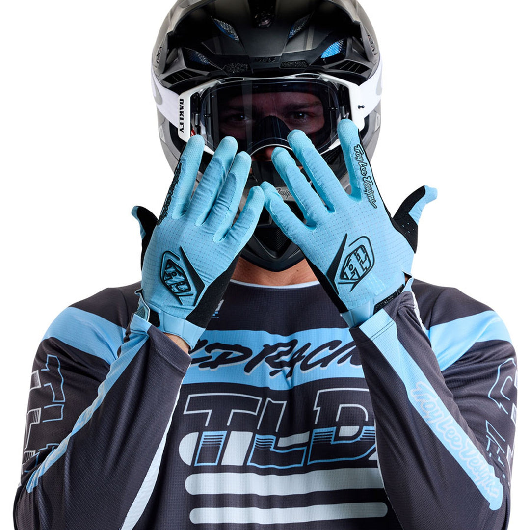 Air Gloves