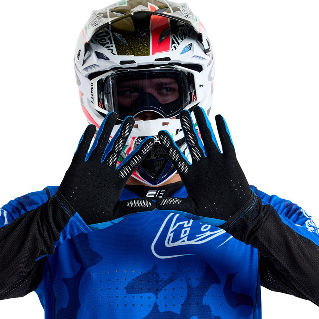 Air Gloves