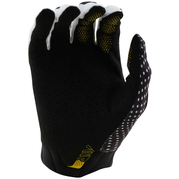 Air Gloves