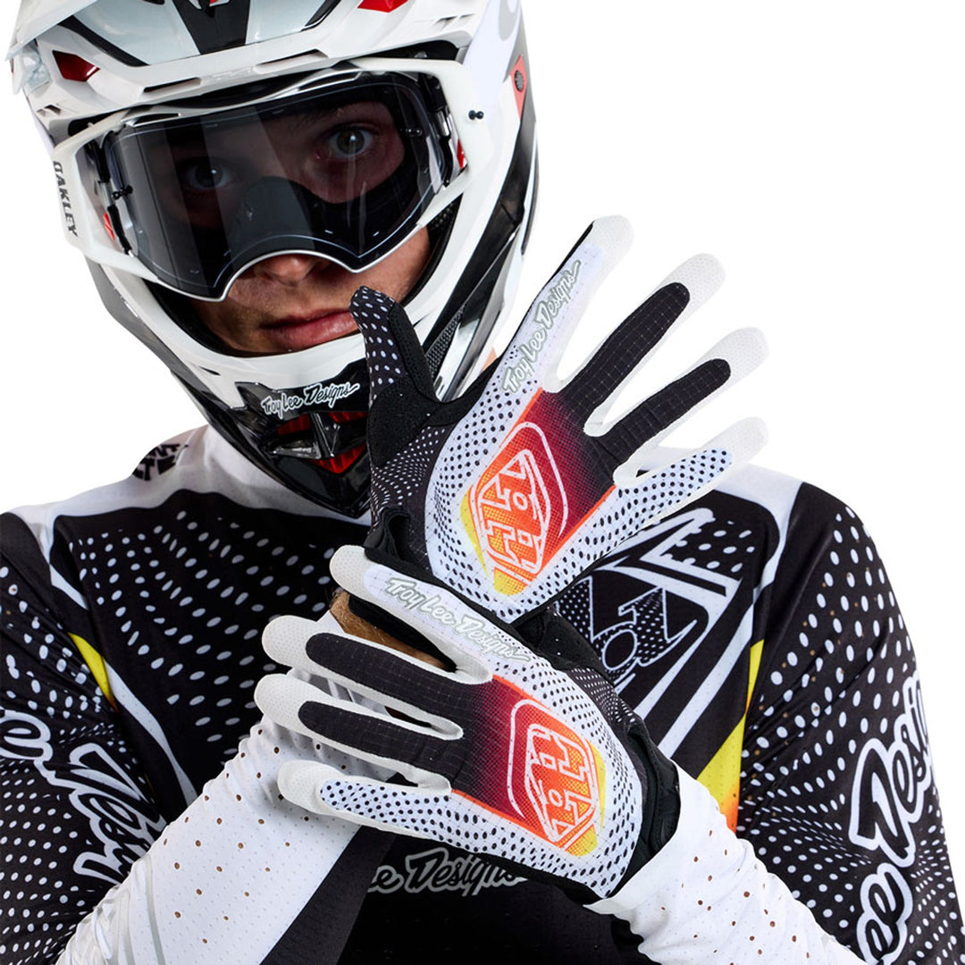 Air Gloves