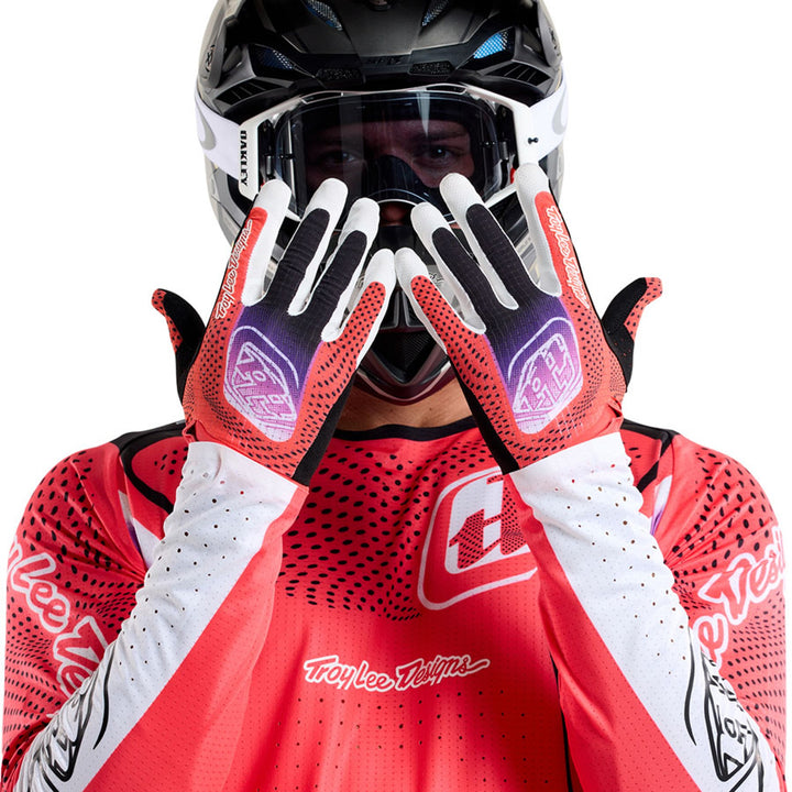 Air Gloves