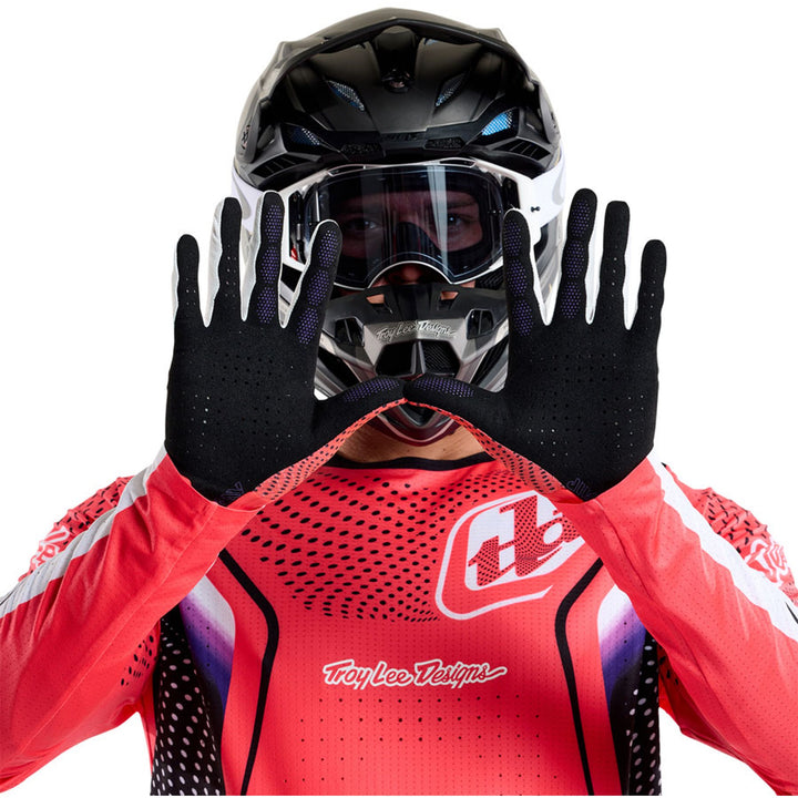 Air Gloves