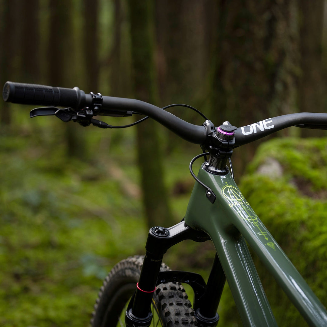 V2 Carbon Handlebar