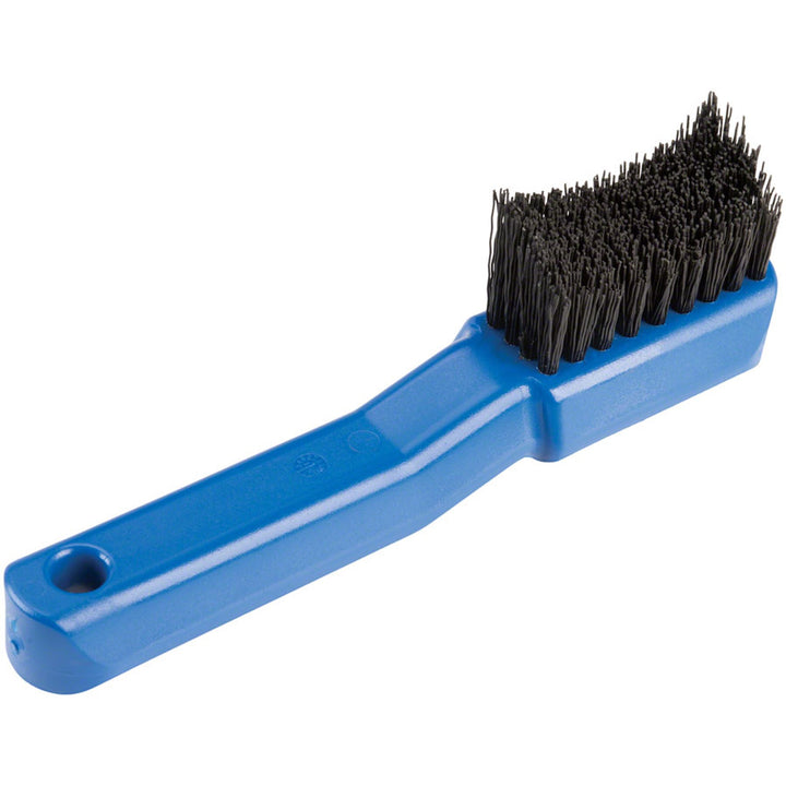 Brushes and Cleaning Tools