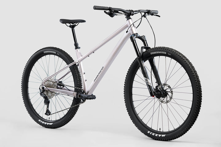 25 Norco Charger A2 Silverton quarter-view product image