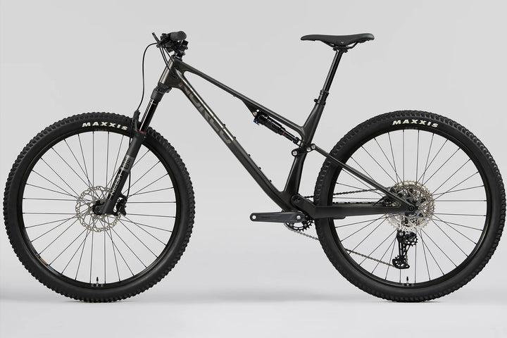 26 Norco Revolver C3 130 Fast Black Raw Carbon non-drive-side product image