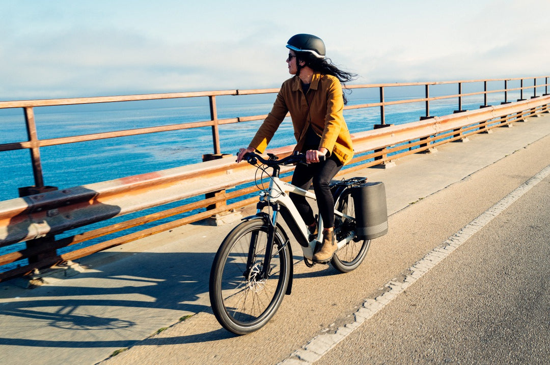 Specialized Transport hybrid bike